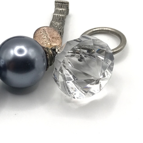 MY FLAT IN LONDON Faux Gray South Sea Pearl Necklace Chunky 15mm Toggle - Picture 6 of 10